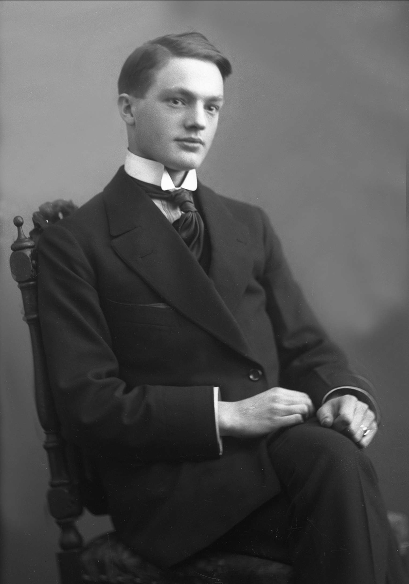 Gustav Borgen, NFB.44809