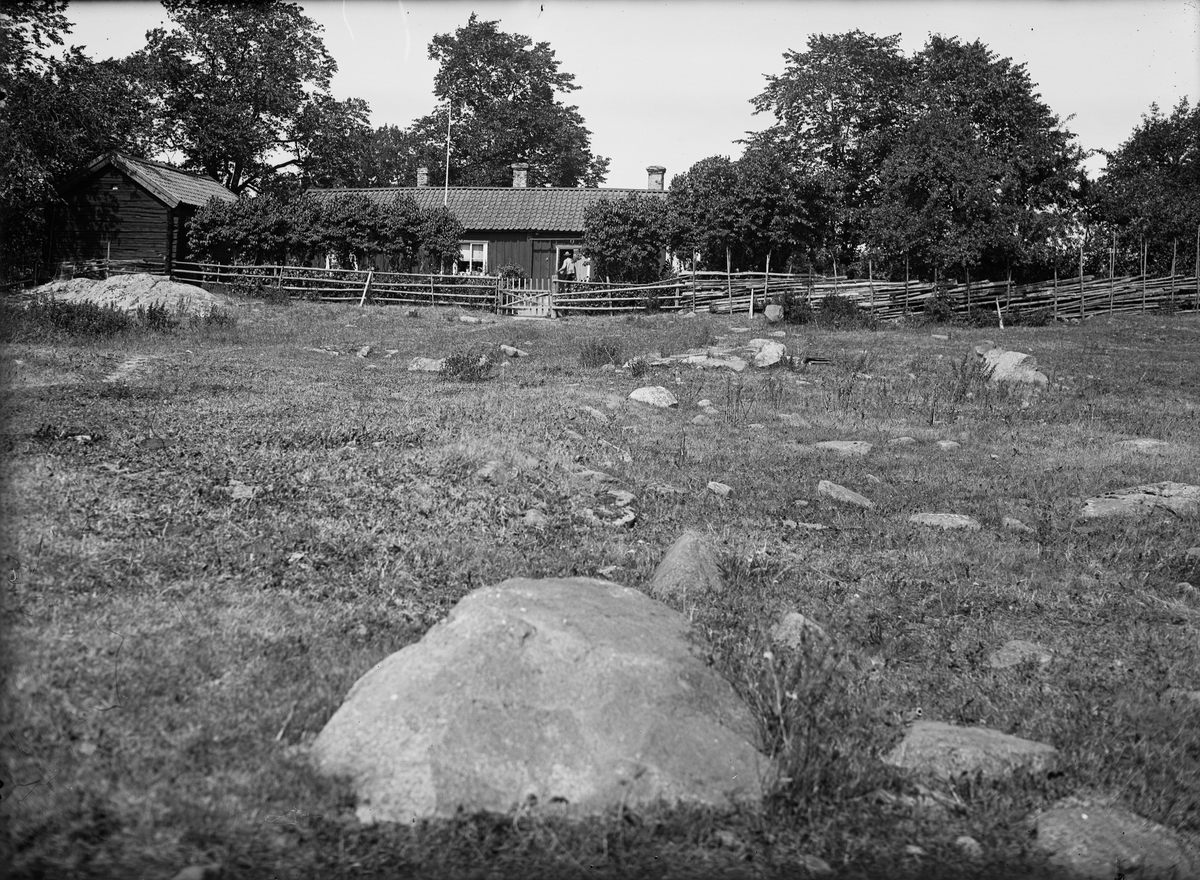 Paul Sandberg, Oppgården, Berga, Denmark parish, Uppland likely 1920s