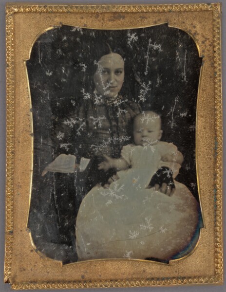 Unknown, [Portrait of a Mother and Her Child]