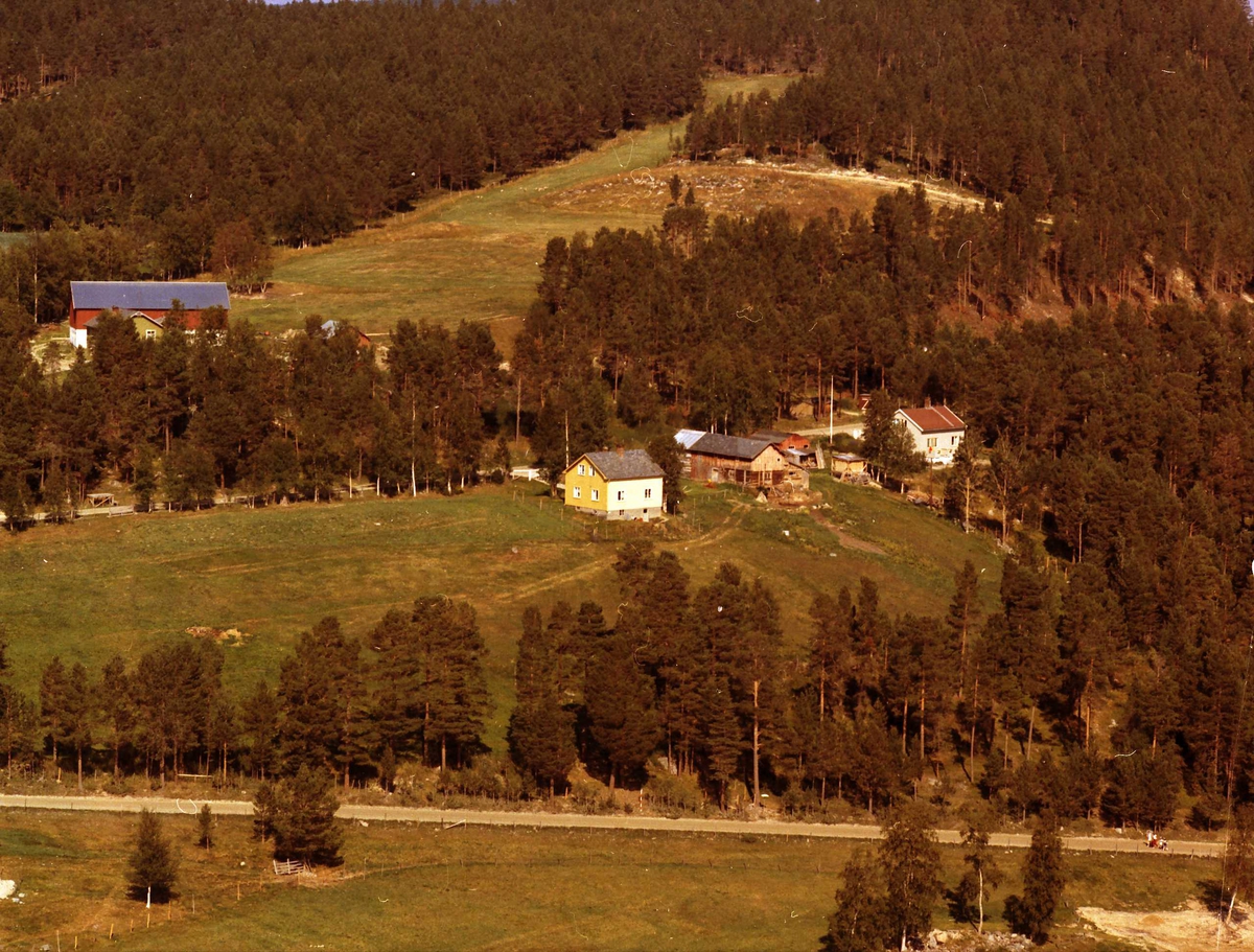 Widerøes Flyveselskap A/S, Gårdsbruk.