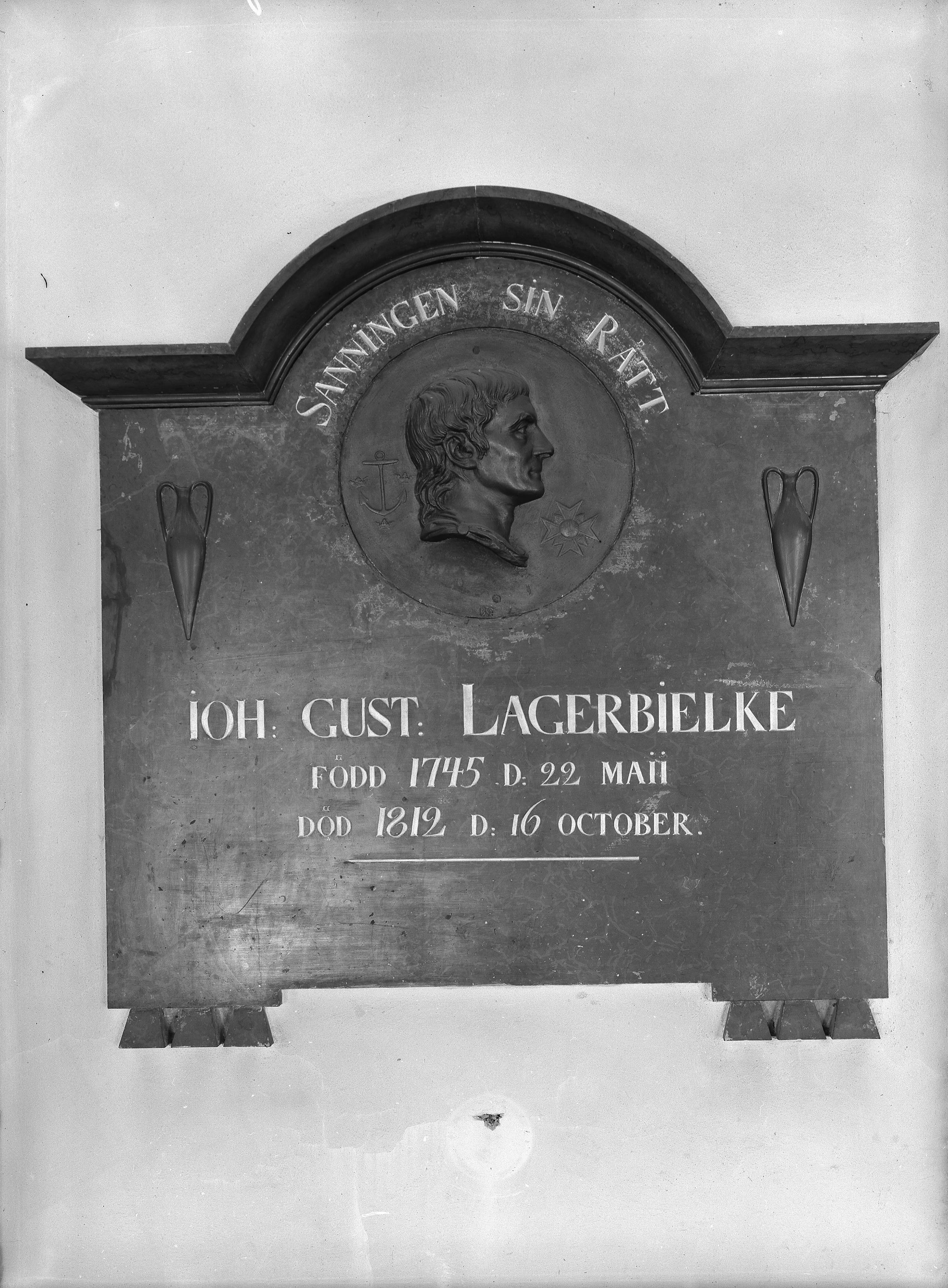Nils Åzelius, Brännkyrka kyrka