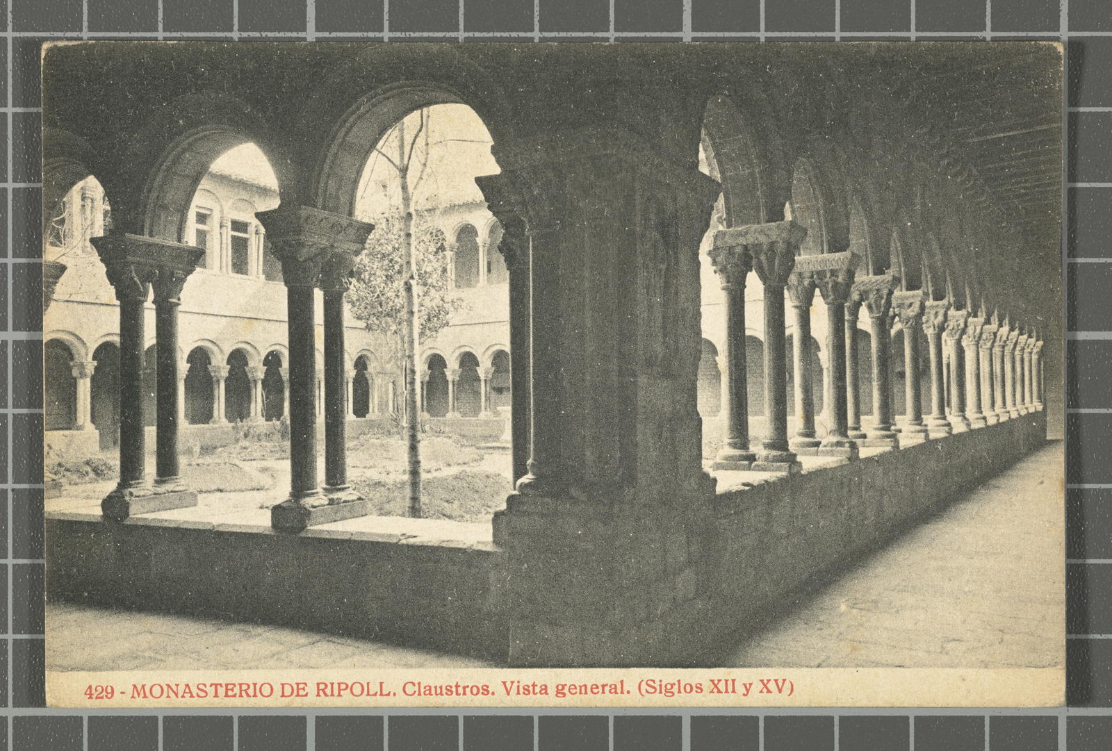 Desconegut, 429 - Monasterio de Ripoll. Claustros. Vista general. (Siglos XII y XV)