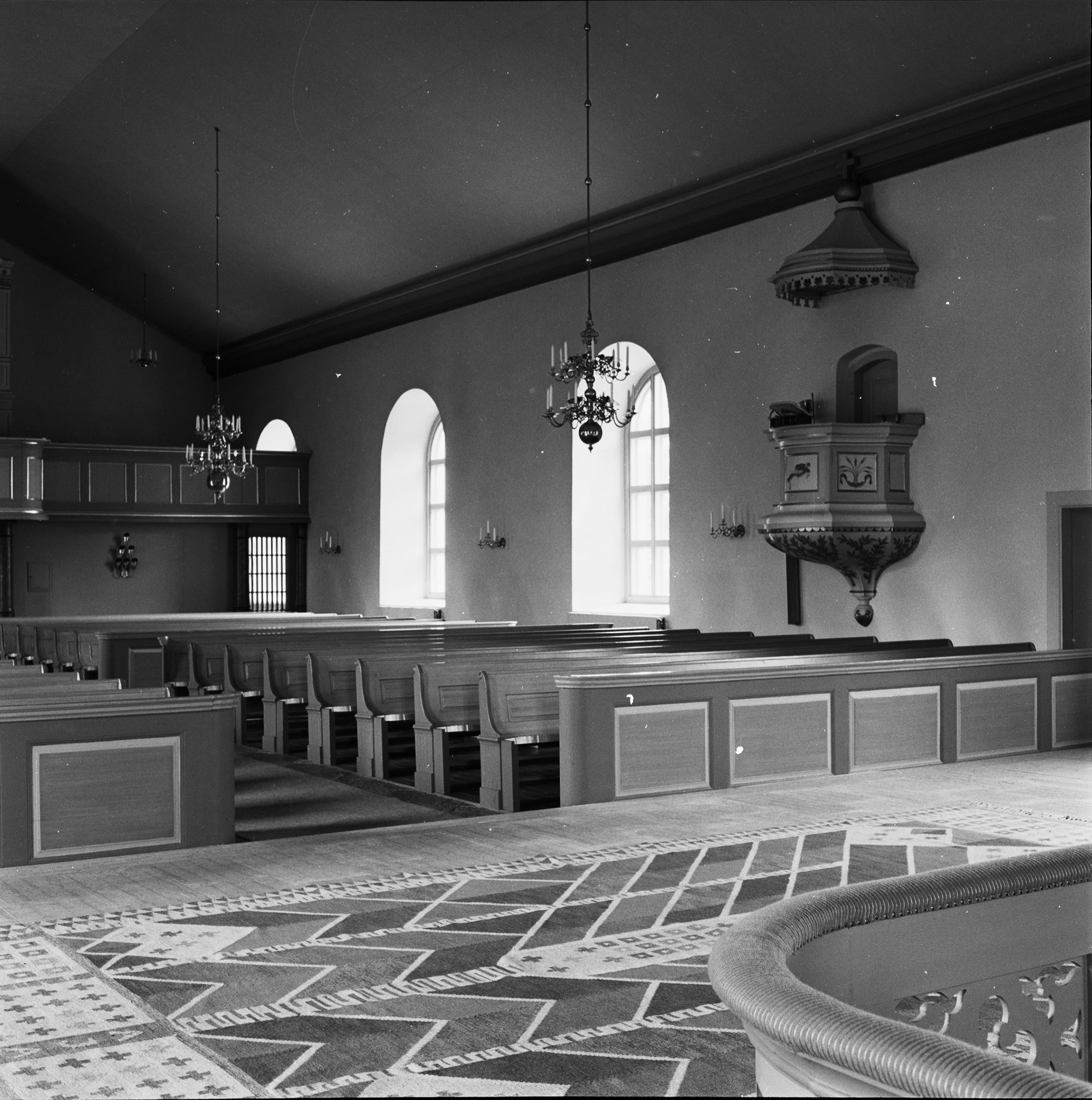 Reine Axel Unnerbäck, Larvs kyrka