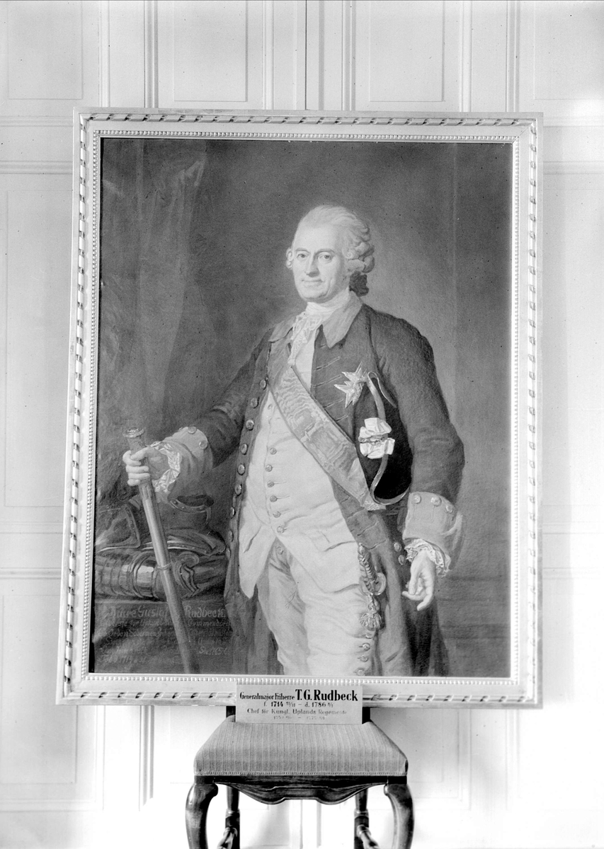Gunnar Sundgren, Oljemålning - "Generalmajor Friherre T.G. Rudbeck f. 1714 21/11 - d. 1786 8/1, Chef för Kungl. Uplands Regemente 1759 - 1772"