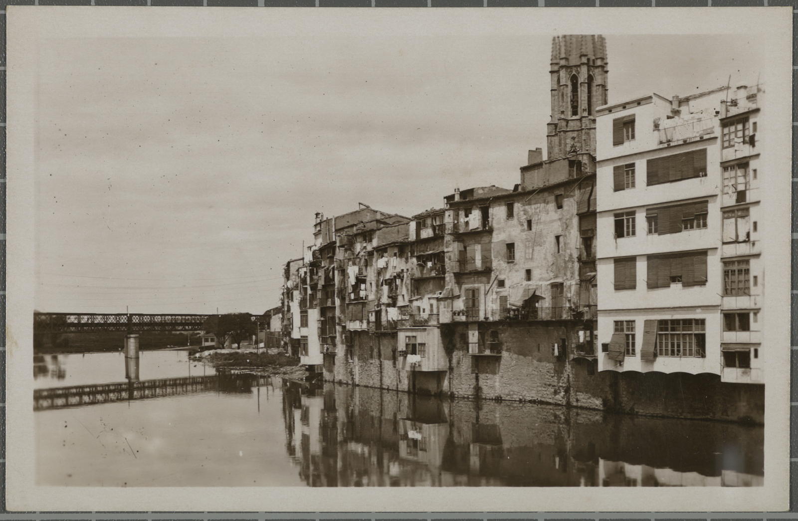 Desconegut, [Railway Bridge]