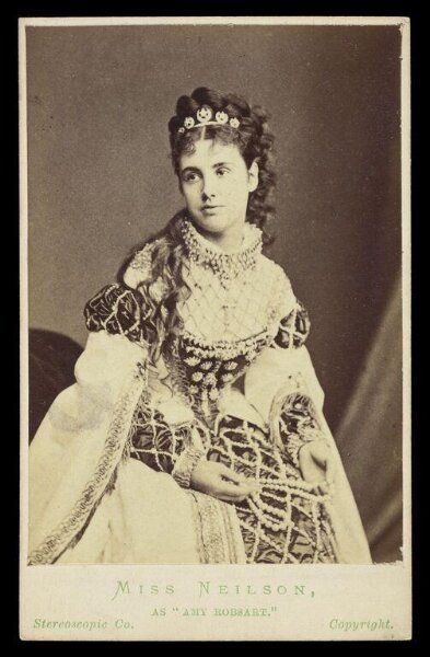 London Stereoscopic and Photographic Company, A portrait of 'Miss Neilson, as "Amy Robsart"'