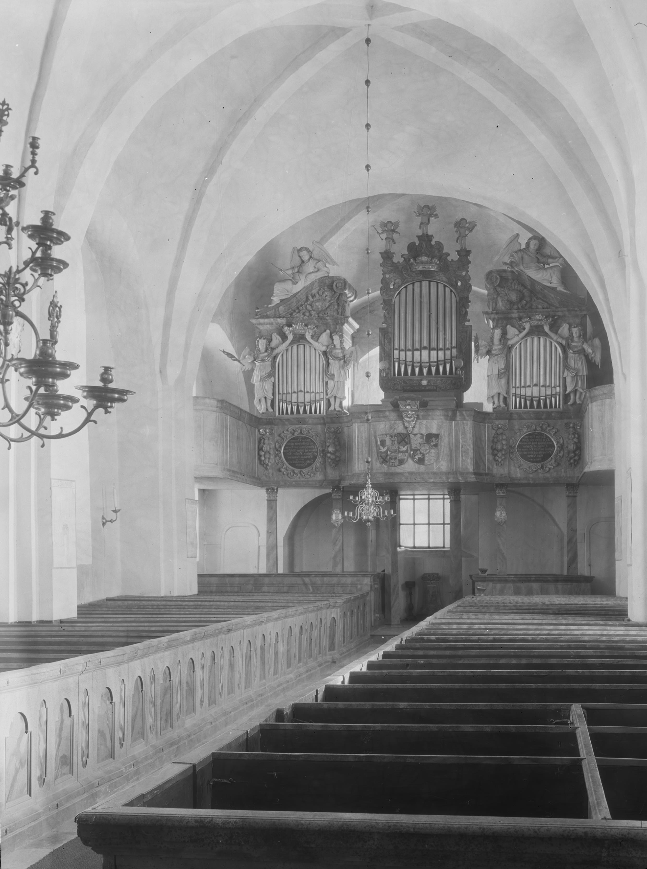 Iwar Anderson, Veckholms kyrka
