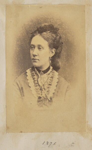 Unknown, [Portrait of a woman]