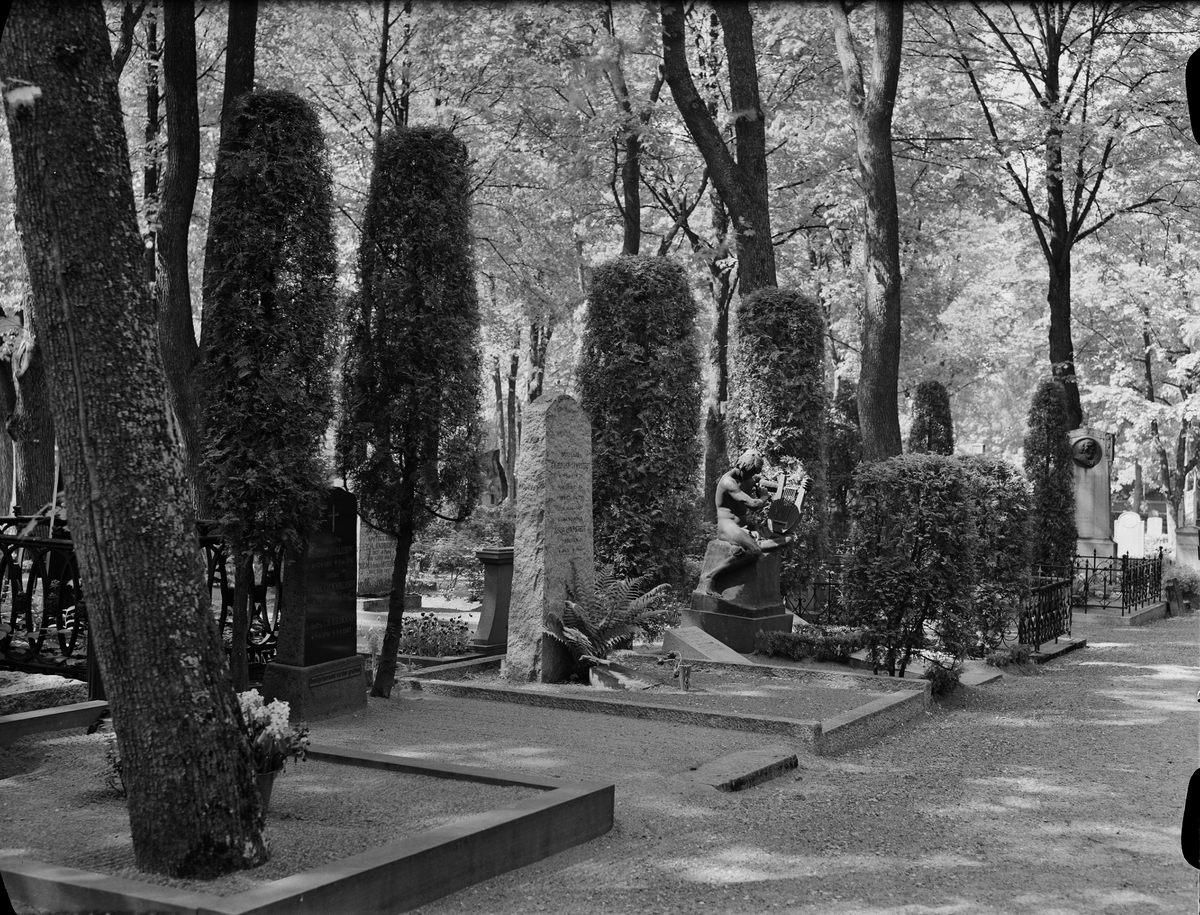 Paul Sandberg, Uppsala Old Cemetery, Kungsgärdet, Uppsala 1950