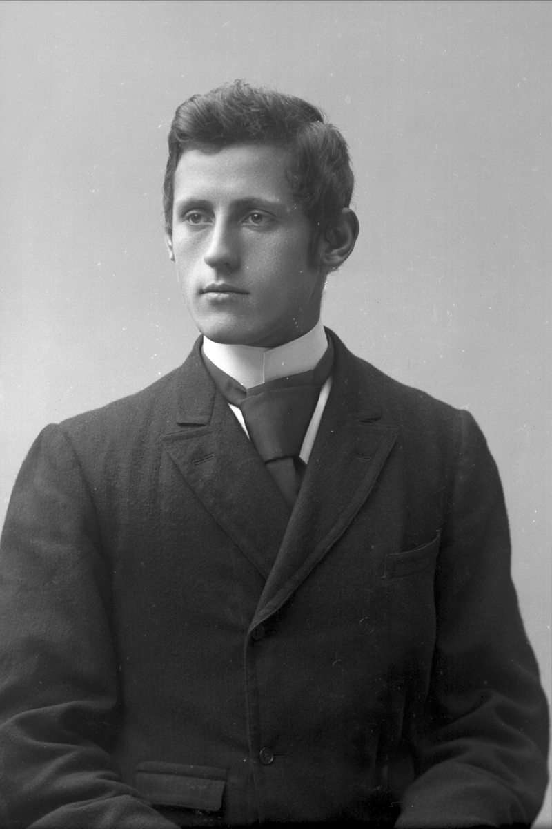 Gustav Borgen, NFB.22905