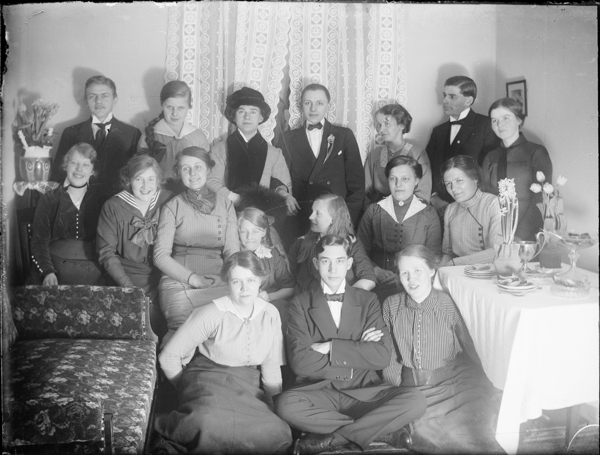Skötsner-Edhlund, Group retreat in home environment, Östhammar, Uppland