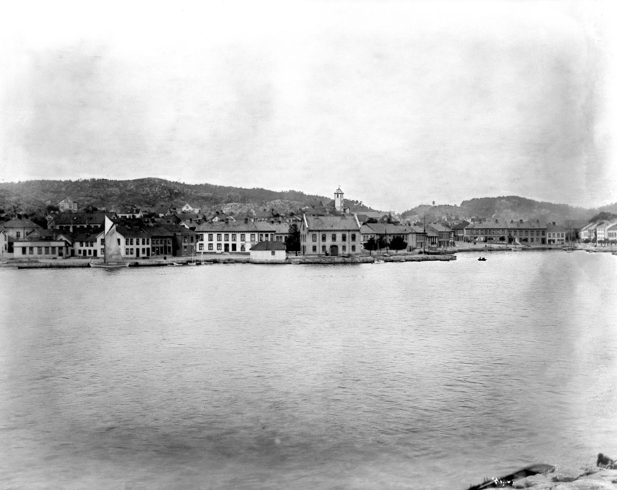 Anders Beer Wilse, Prot: Risør - Panorama 1. Aug. 1902