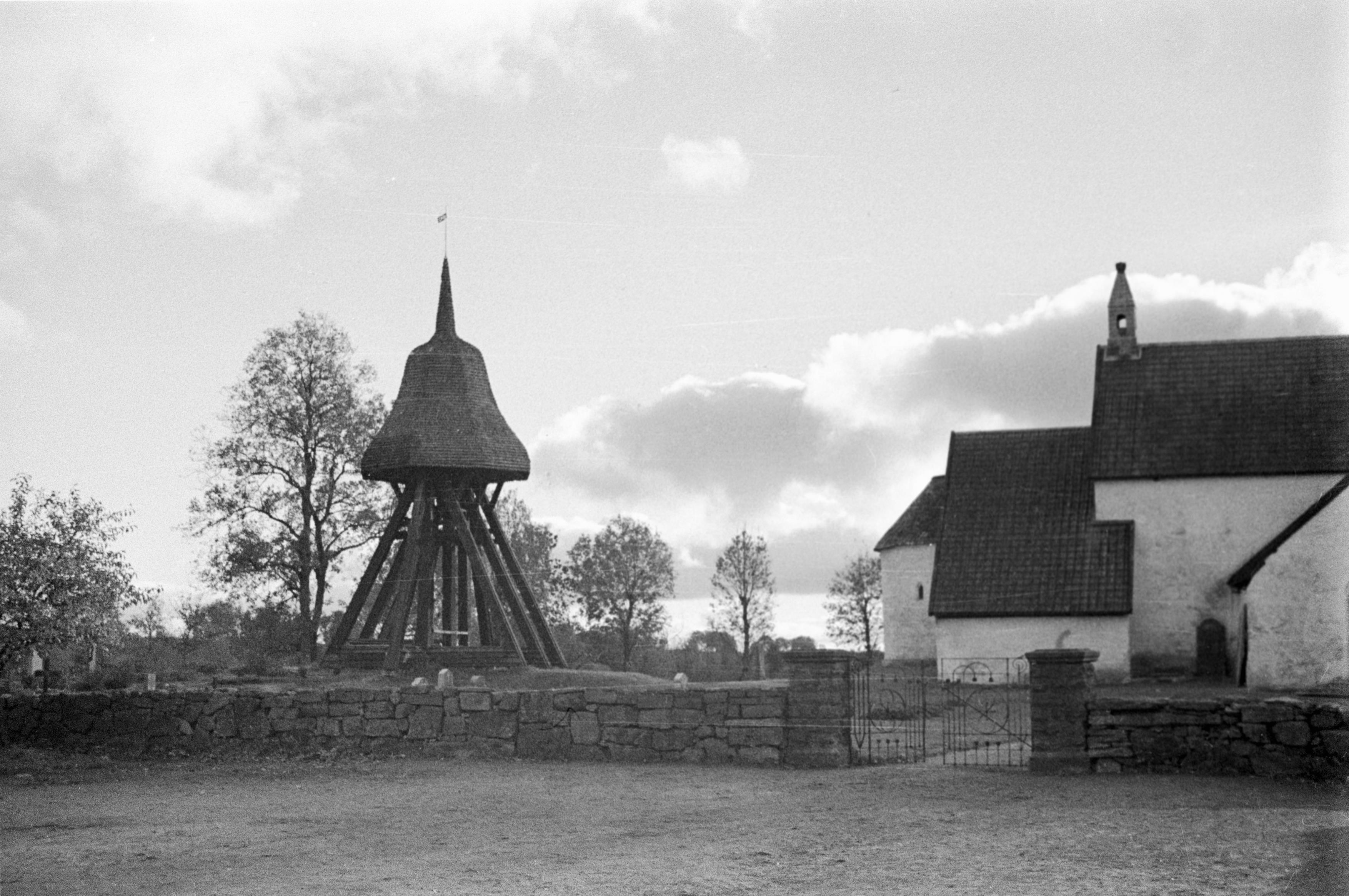 Bertil Berthelson, Gökhems kyrka