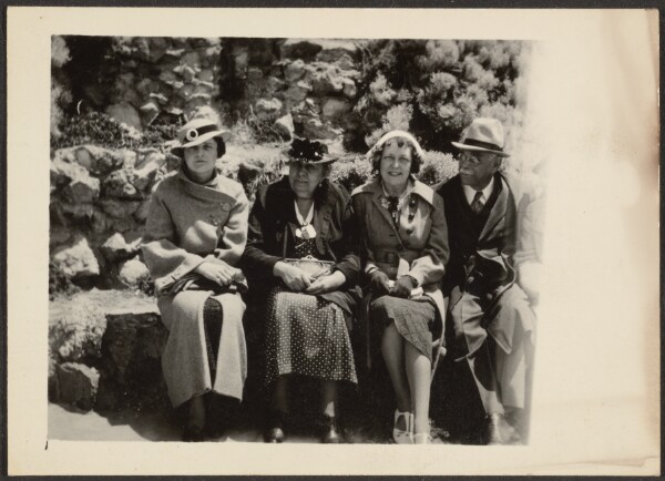 Louis Fleckenstein, [Fleckenstein Family on Outdoor Steps]