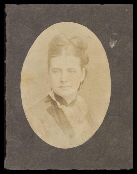 London Stereoscopic and Photographic Company, Guy Little Theatrical Photograph
