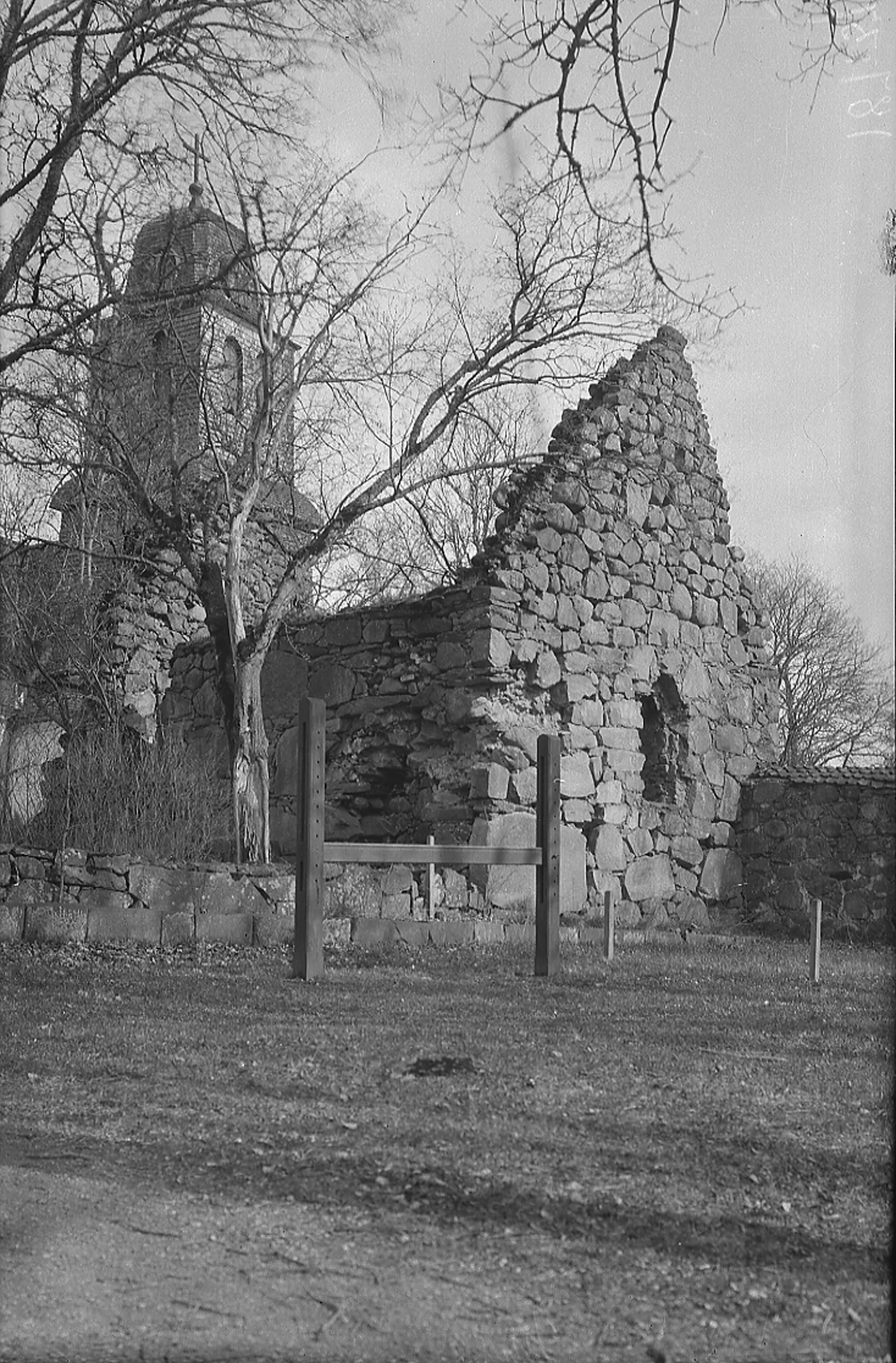 Sven Brandel, Nydala klosterruin