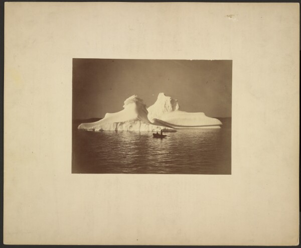 William Bradford, Instantaneous View of Icebergs which, from their similarity of beauty, we named the Twins
