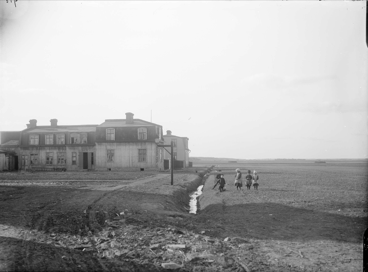 Alfred Dahlgren, Uppsalas utkanter år 1908, från Seminariegatan mot Stabby, Luthagen