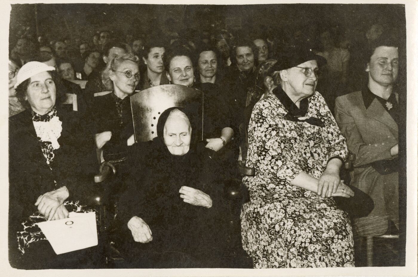 Nežinomas fotografas, Marija Lastauskienė savo 85-erių metų jubiliejaus renginyje