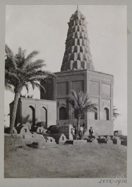 K.A.C. Creswell, Mausoleum of Sitt Zubayda, Baghdad