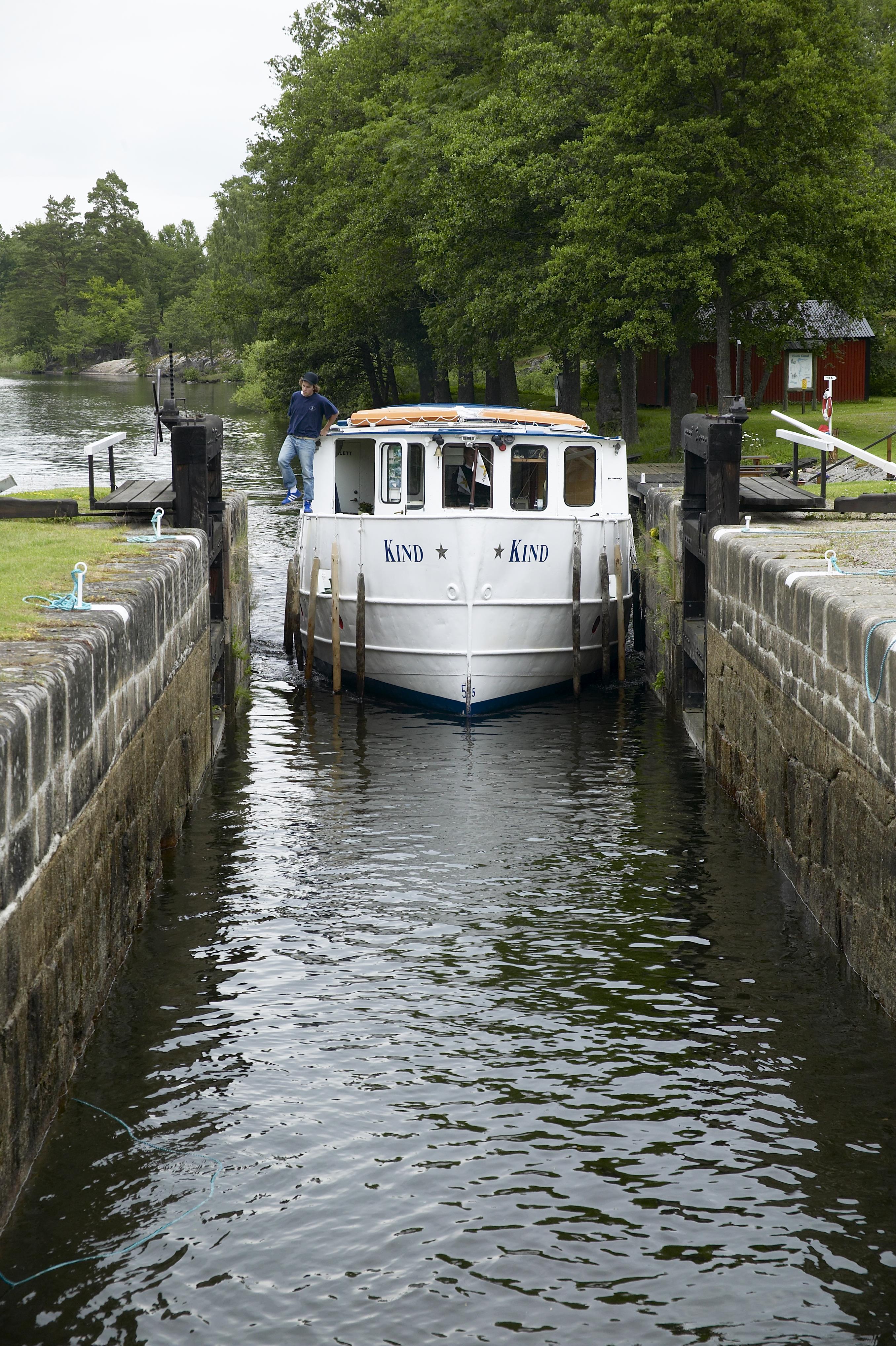 Bengt A Lundberg, Kinda kanal