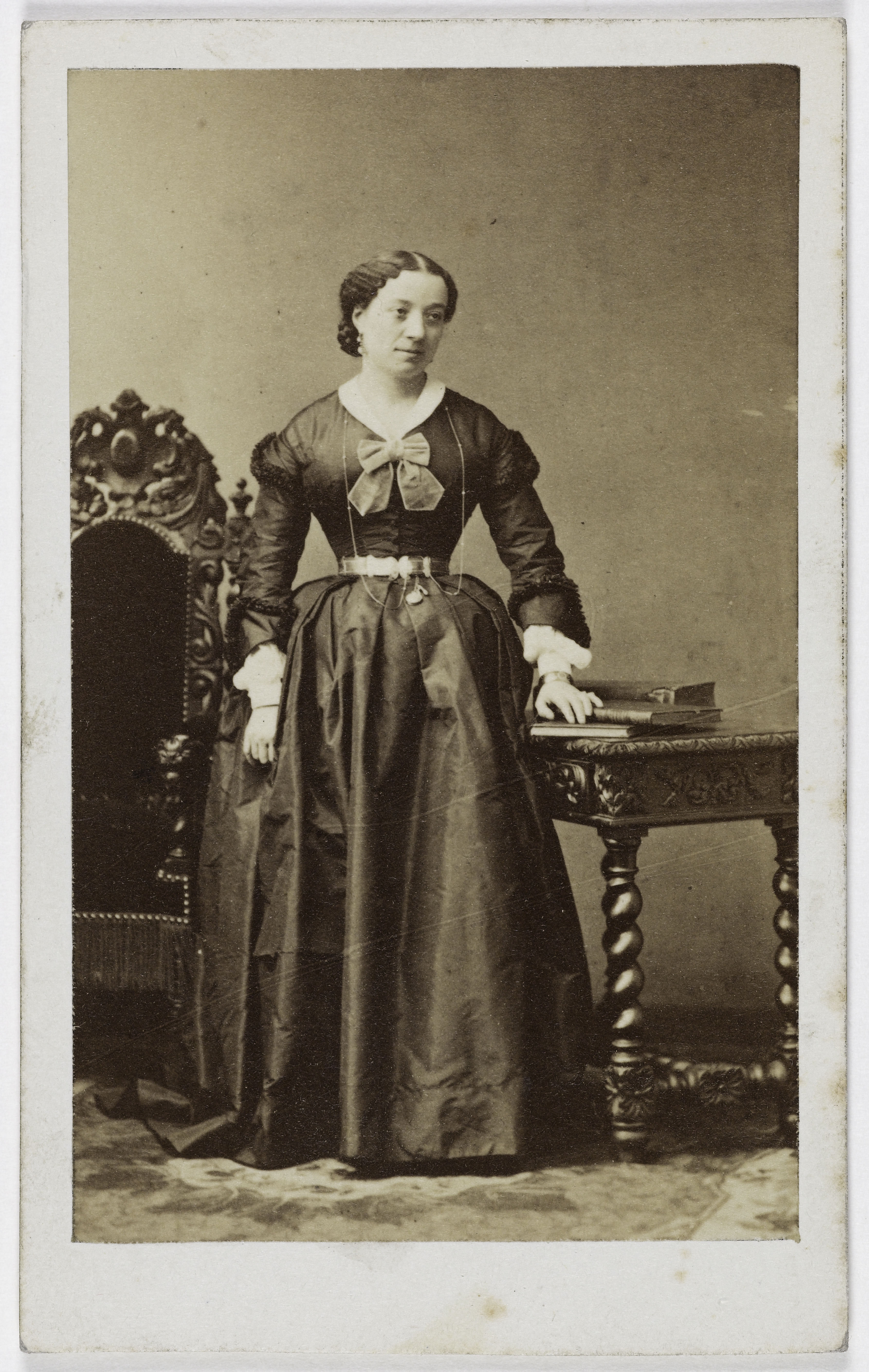 Disderi & Cie, Portrait de Duplessy (Virginie Duhamel, dite) (1829-1901), (actrice)