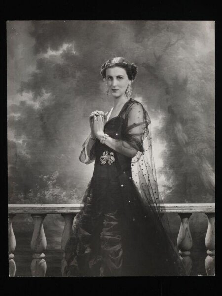 Beaton, Cecil (Sir), Photograph