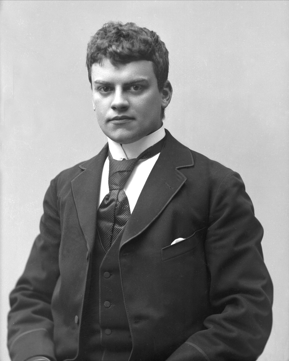 Gustav Borgen, NFB.34337