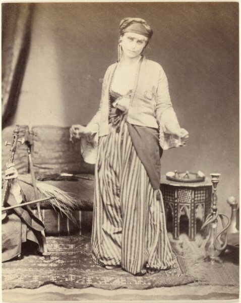 Roger Fenton, Egyptian Dancing Girl