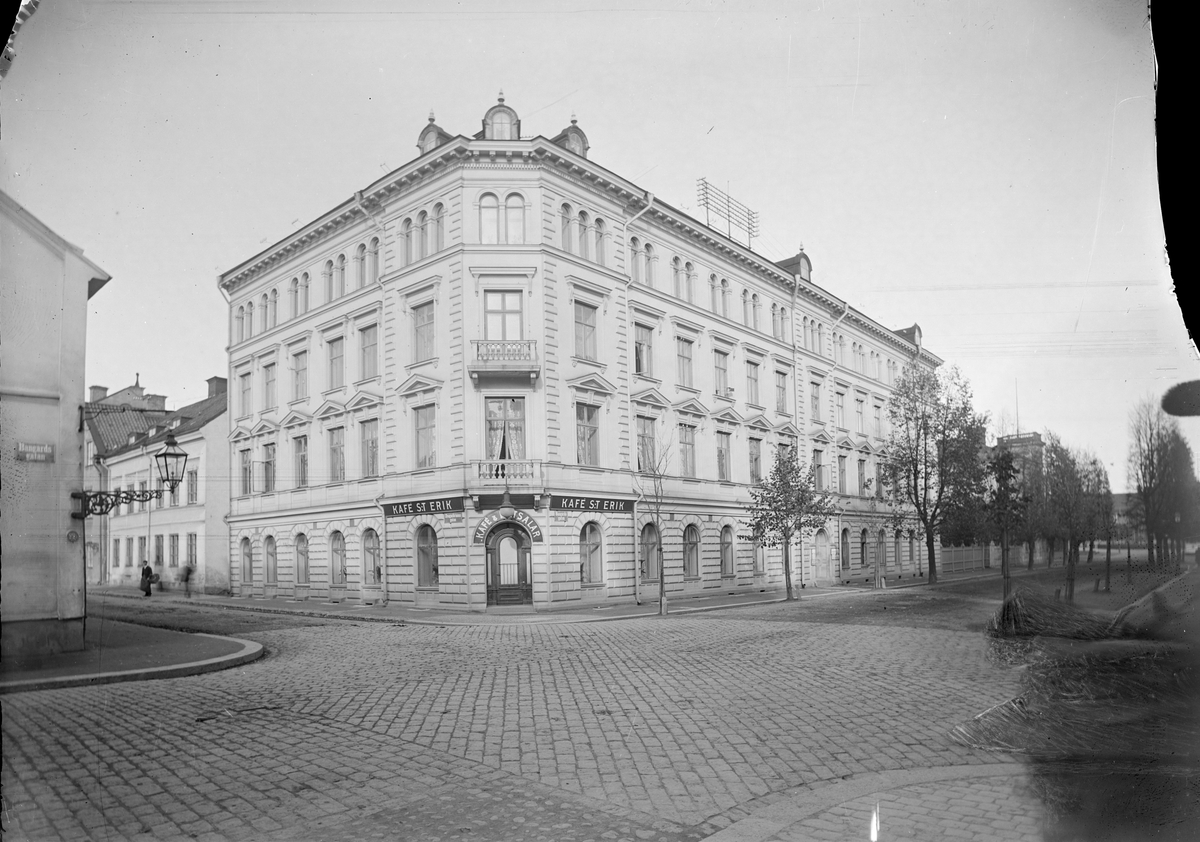 Henri Osti's Fotografiateliér, Korsningen Bangårdsgatan - Dragarbrunnsgatan, kvarteret Svava, Uppsala före 1914