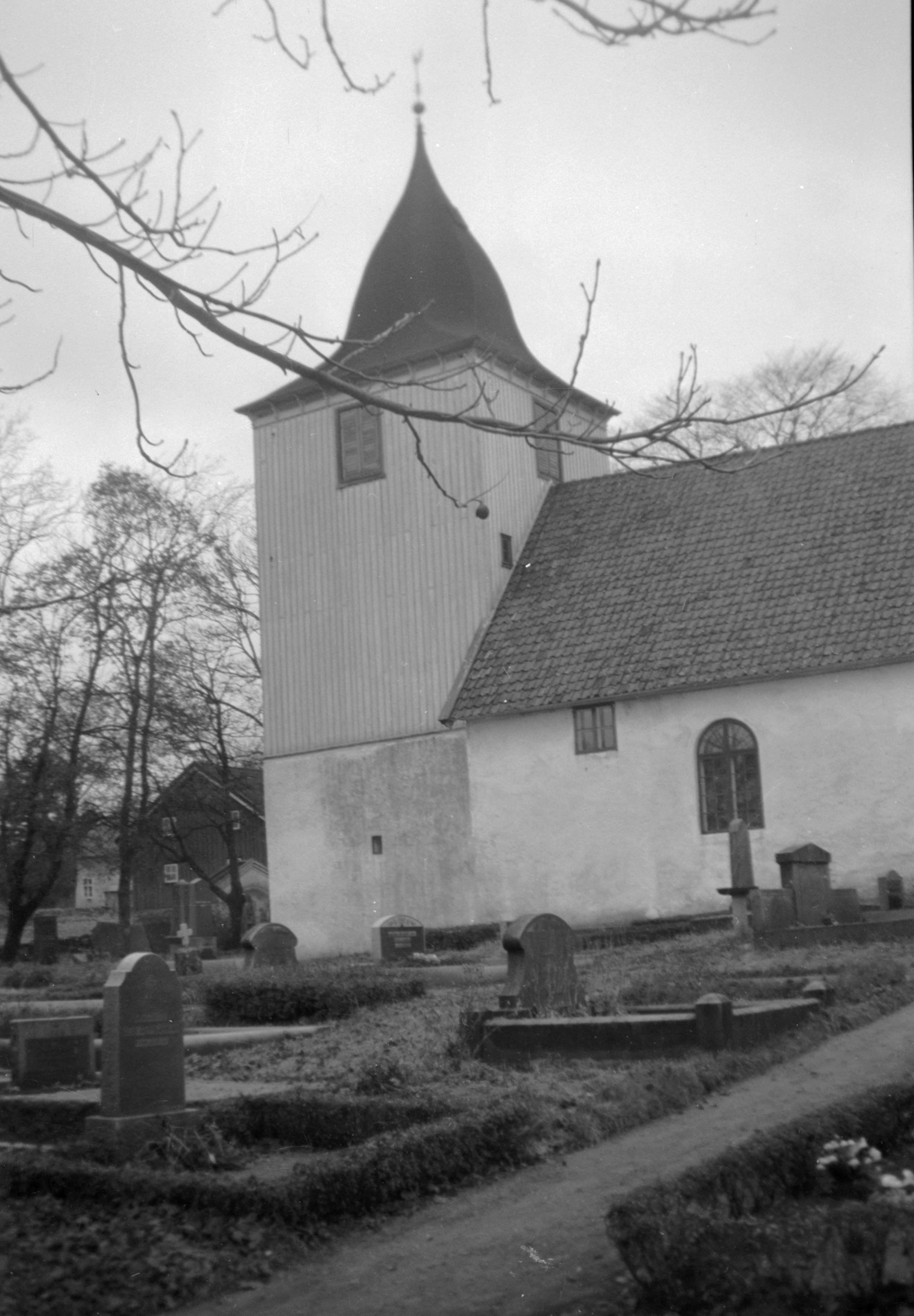 Axel Forssén, Hålta kyrka