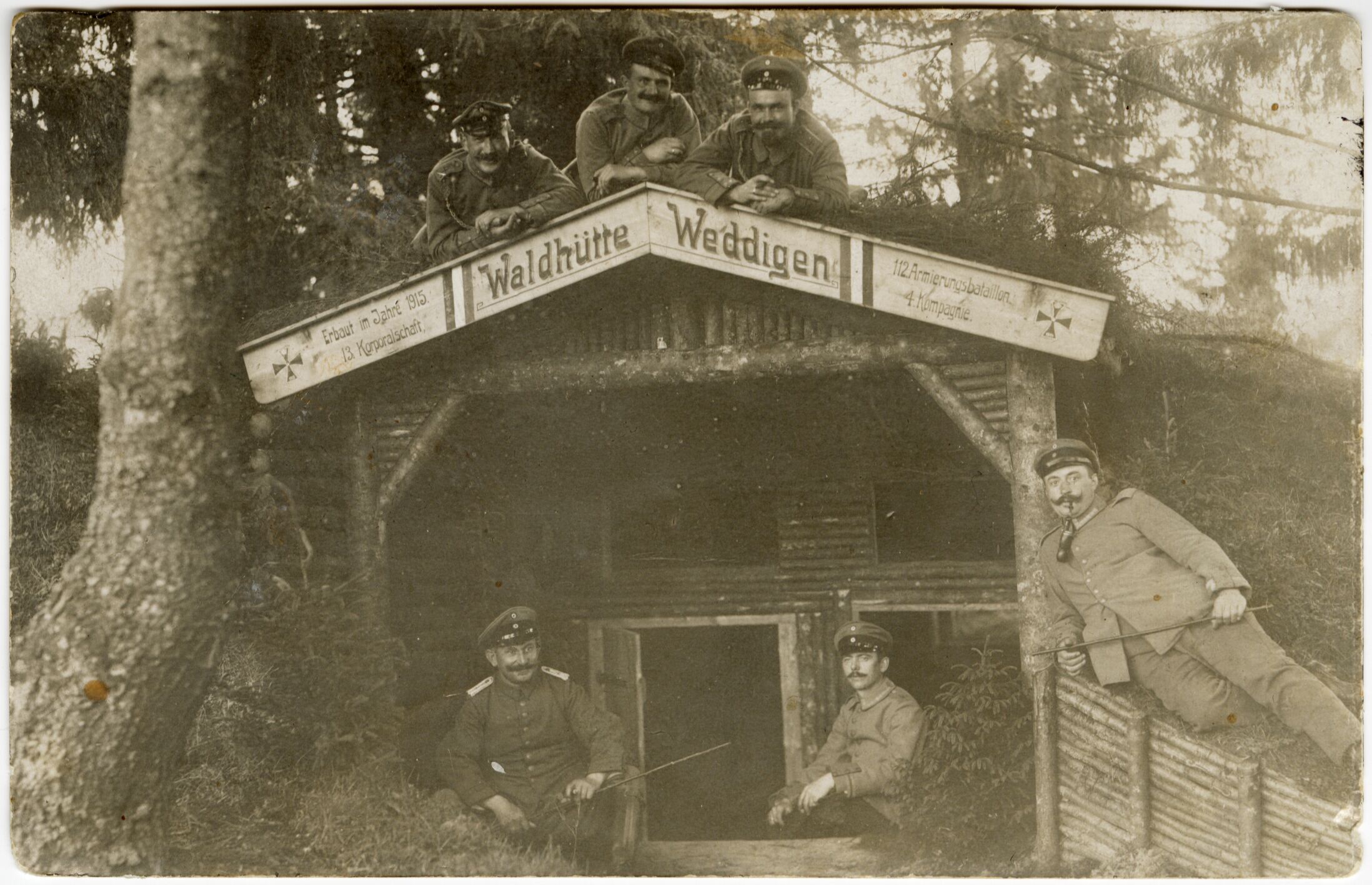 Nežinomas fotografas, Kaizerinės vokiečių armijos apkasai