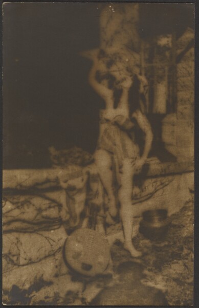 Louis Fleckenstein, [Female Dancer with Yueqin]