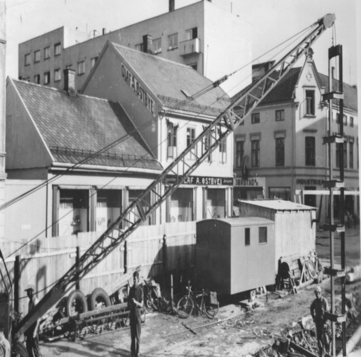 Anno Domkirkeodden, FRA BYGGETOMTA TIL MATHS PEDERSEN I TORGGATA 22