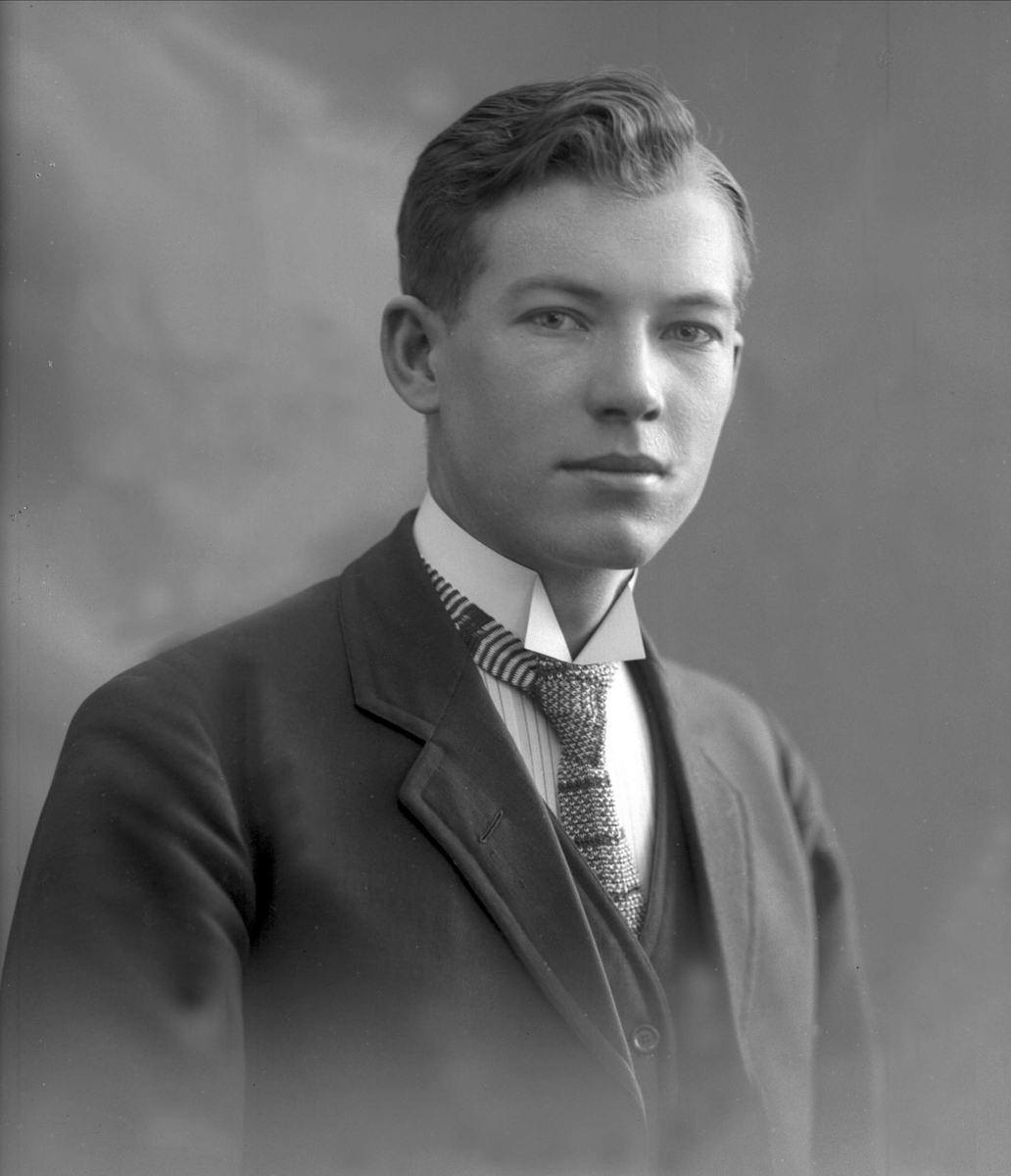 Gustav Borgen, NFB.34161