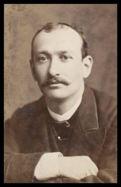 London Stereoscopic and Photographic Company, Guy Little Theatrical Photograph
