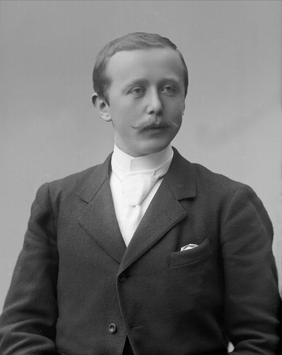 Gustav Borgen, NFB.32244