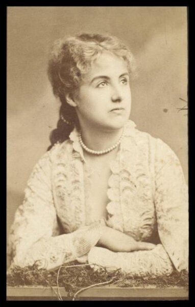 London Stereoscopic and Photographic Company, Guy Little Theatrical Photograph