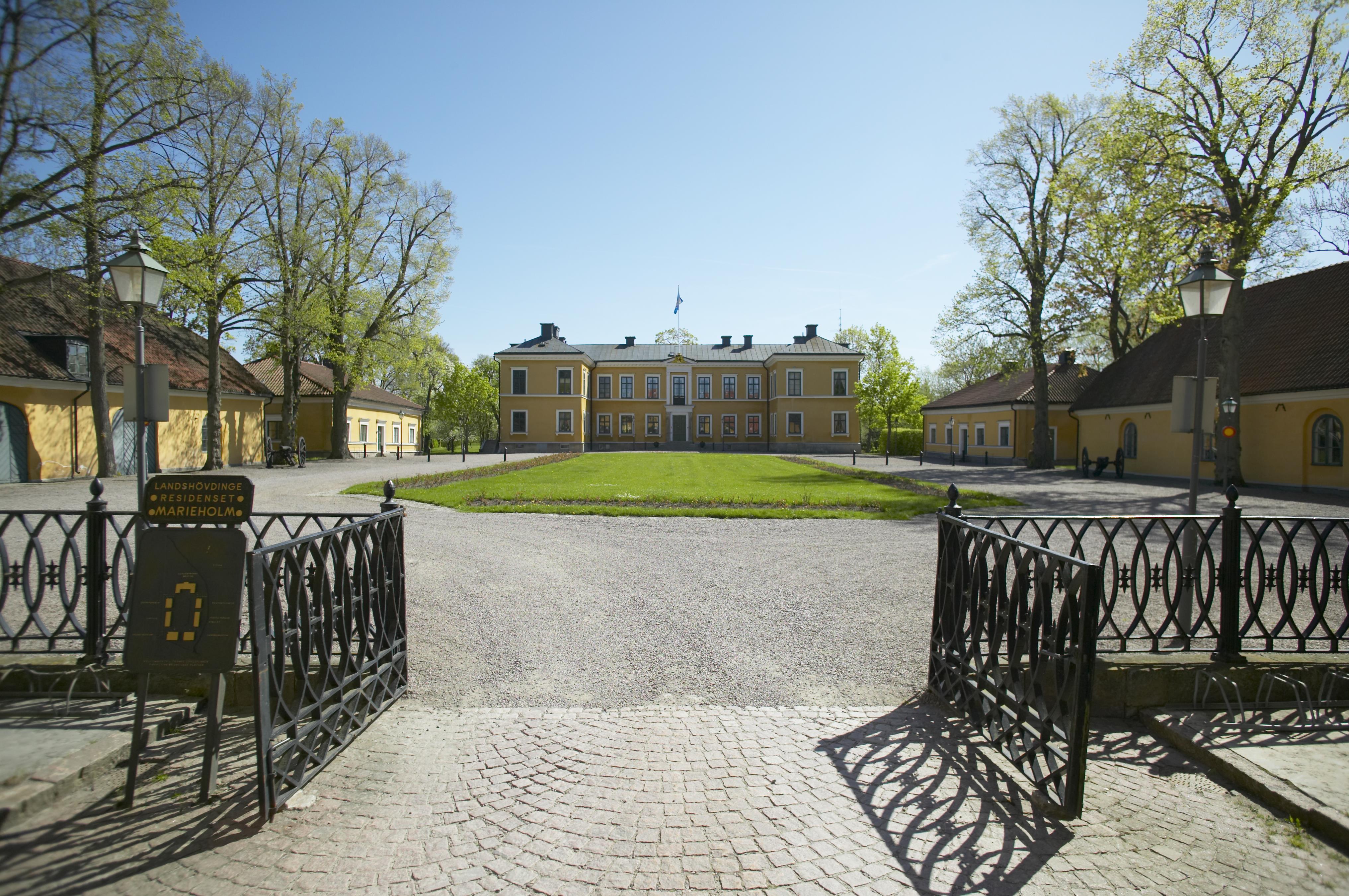 Bengt A Lundberg, Mariestad Marieholm 1:5