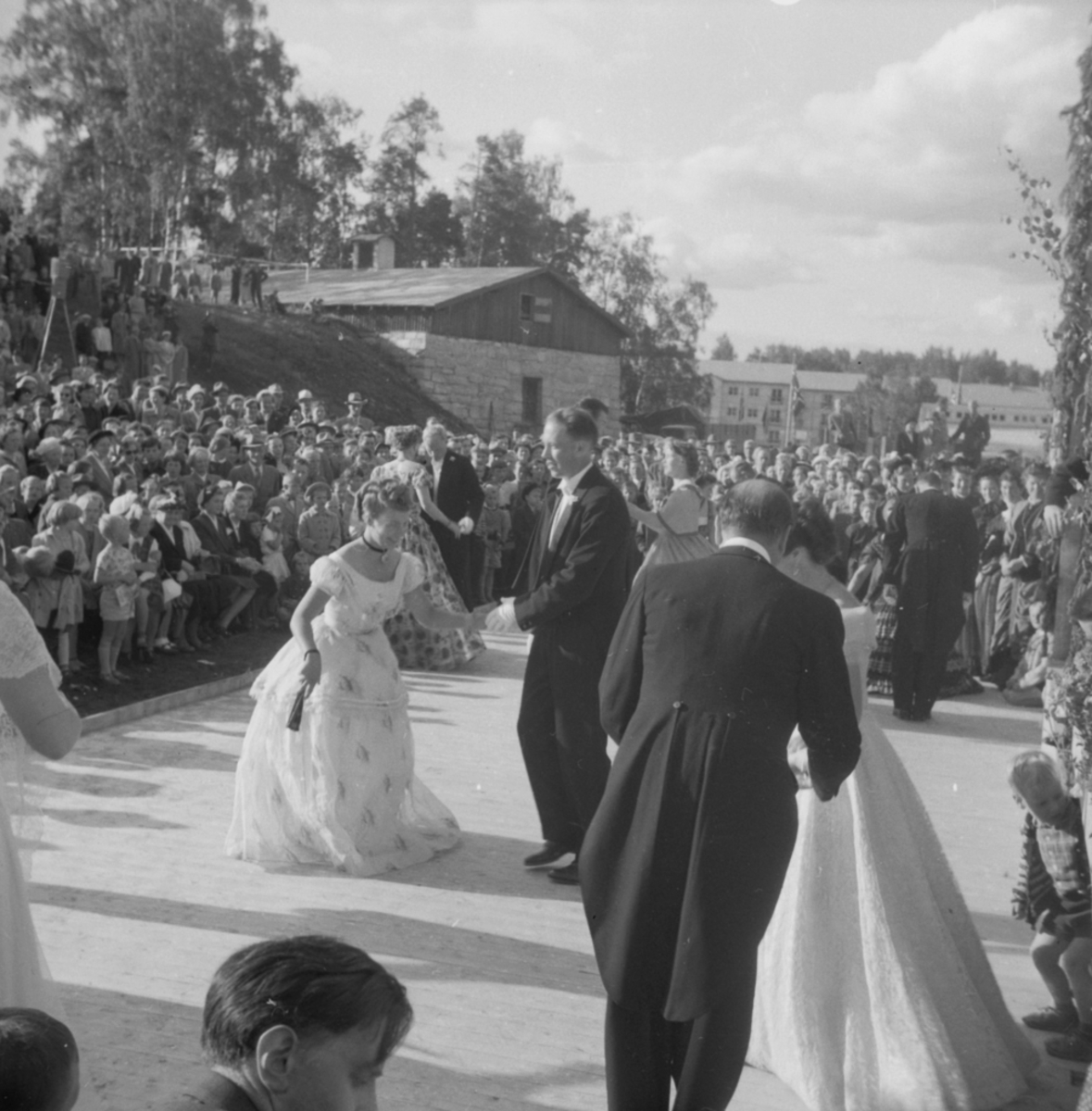 Anno Domkirkeodden, STANGEUTSTILLING, DANSEOPPVISNING, UTSTILLINGSPLASSEN, HAMAR