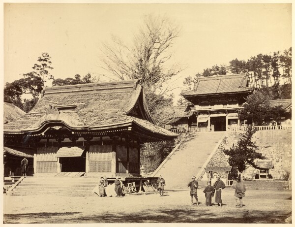Felice Beato, Temple of Hatchiman Kamikura