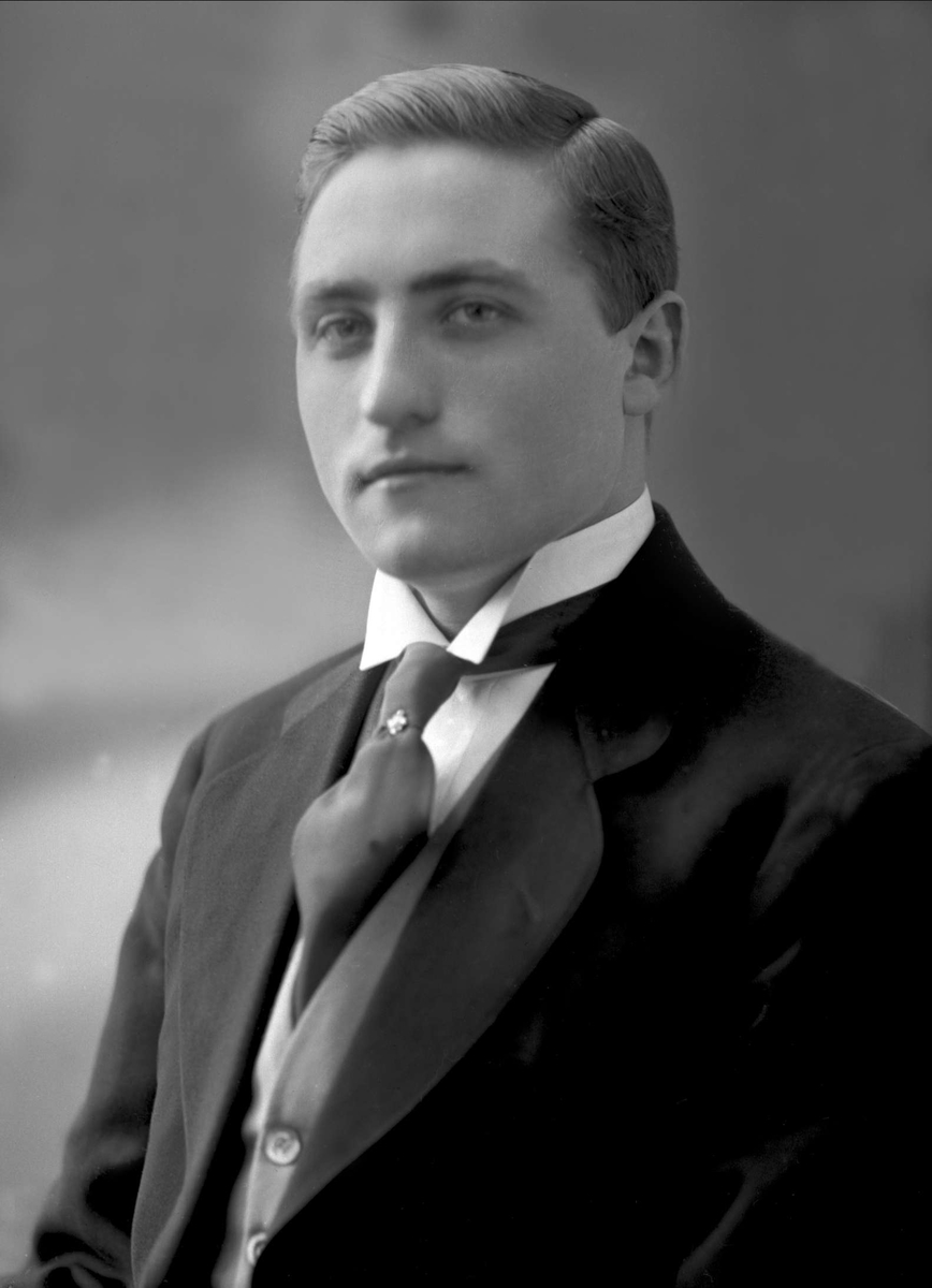 Gustav Borgen, NFB.49633
