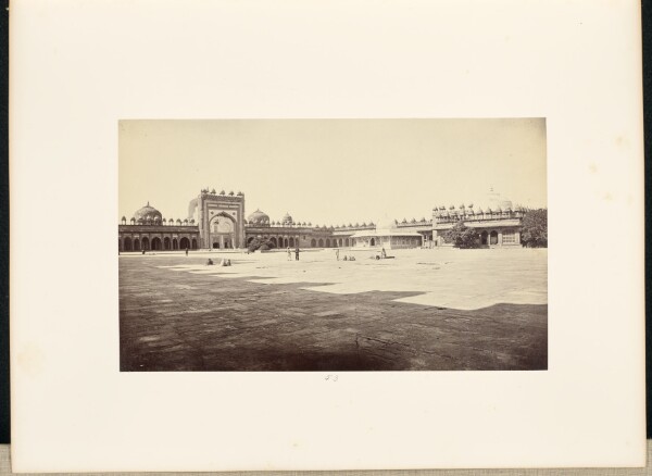 Samuel Bourne, Futtypore Sikri; Interior of the Great Quadrangle, Showing Sheik Selim Chisti's Tomb