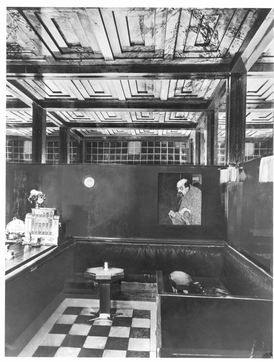 Anonym, Kärntner Bar (American Bar), Wien I., Kärntner Durchgang, Innenraum (mit Bild Peter Altenberg)