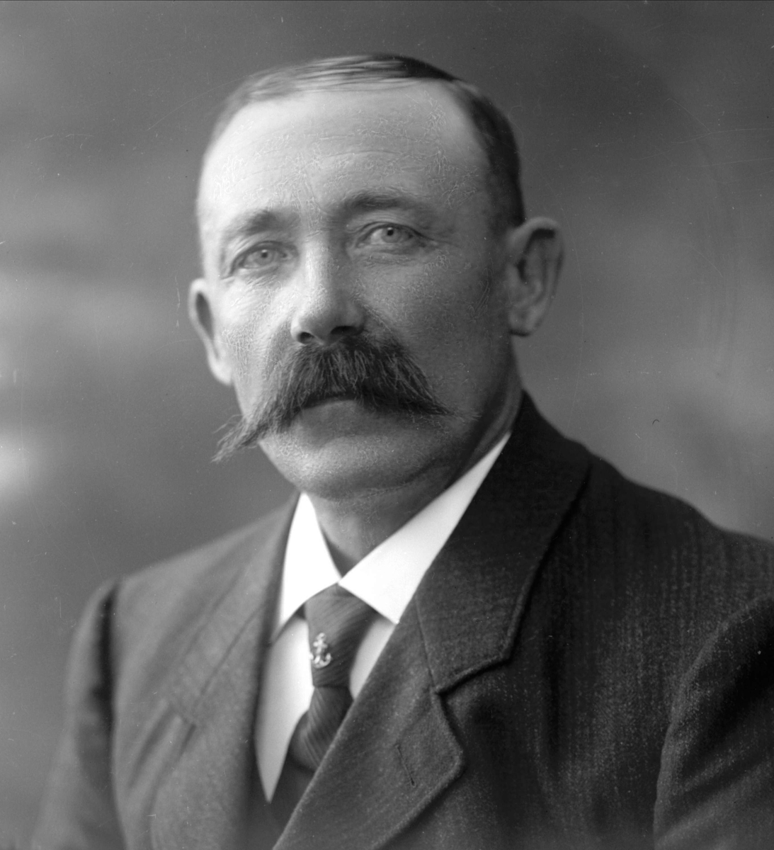 Gustav Borgen, NFB.44043