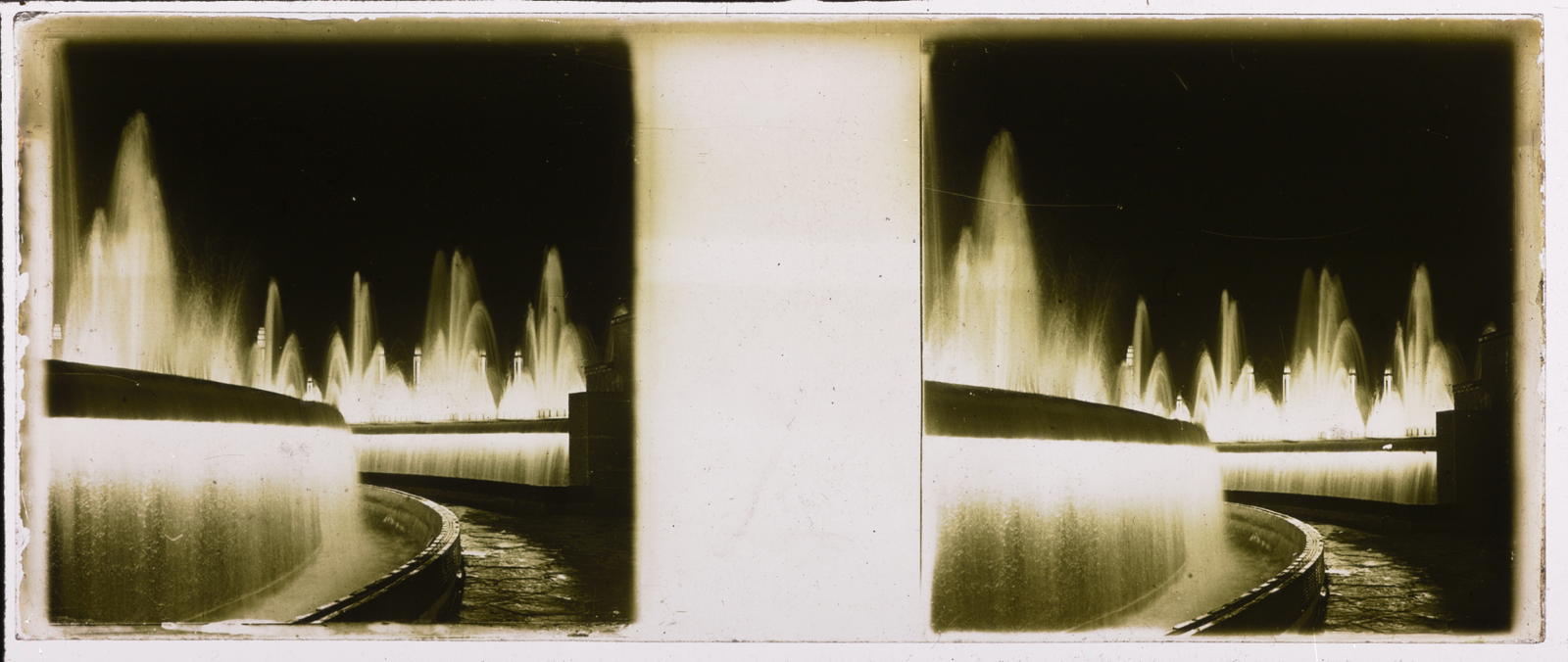 Desconegut, [Sources of Montjuic]