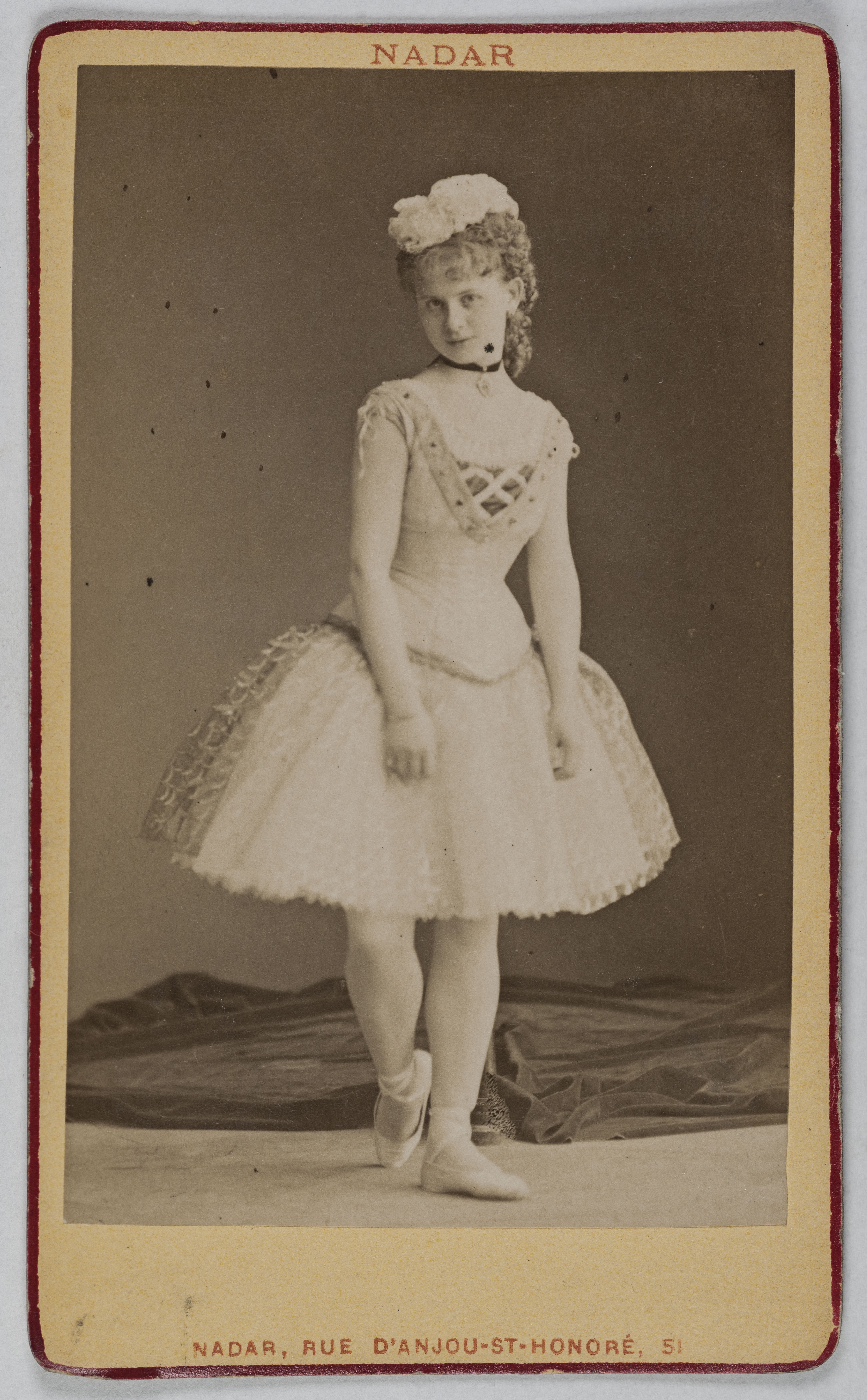 Atelier Nadar, Portrait de Garbagnati (danseuse au théâtre de la Gaîté)