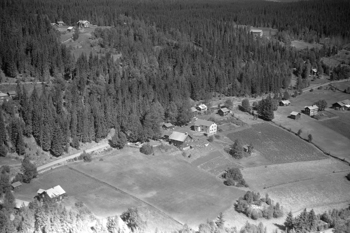 Anno Domkirkeodden, Flyfoto av bebyggelse i Mesnalia, Ringsaker.