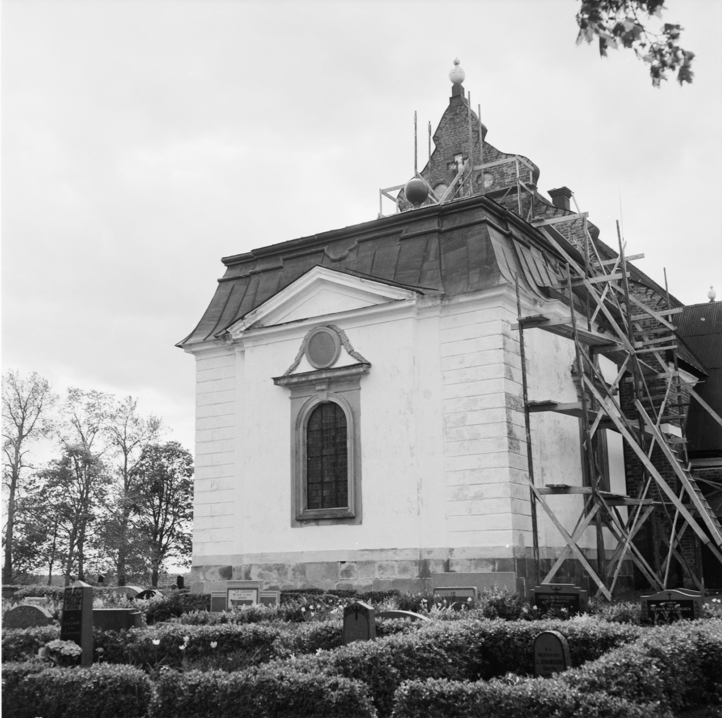 Åke Nisbeth, Österlövsta kyrka