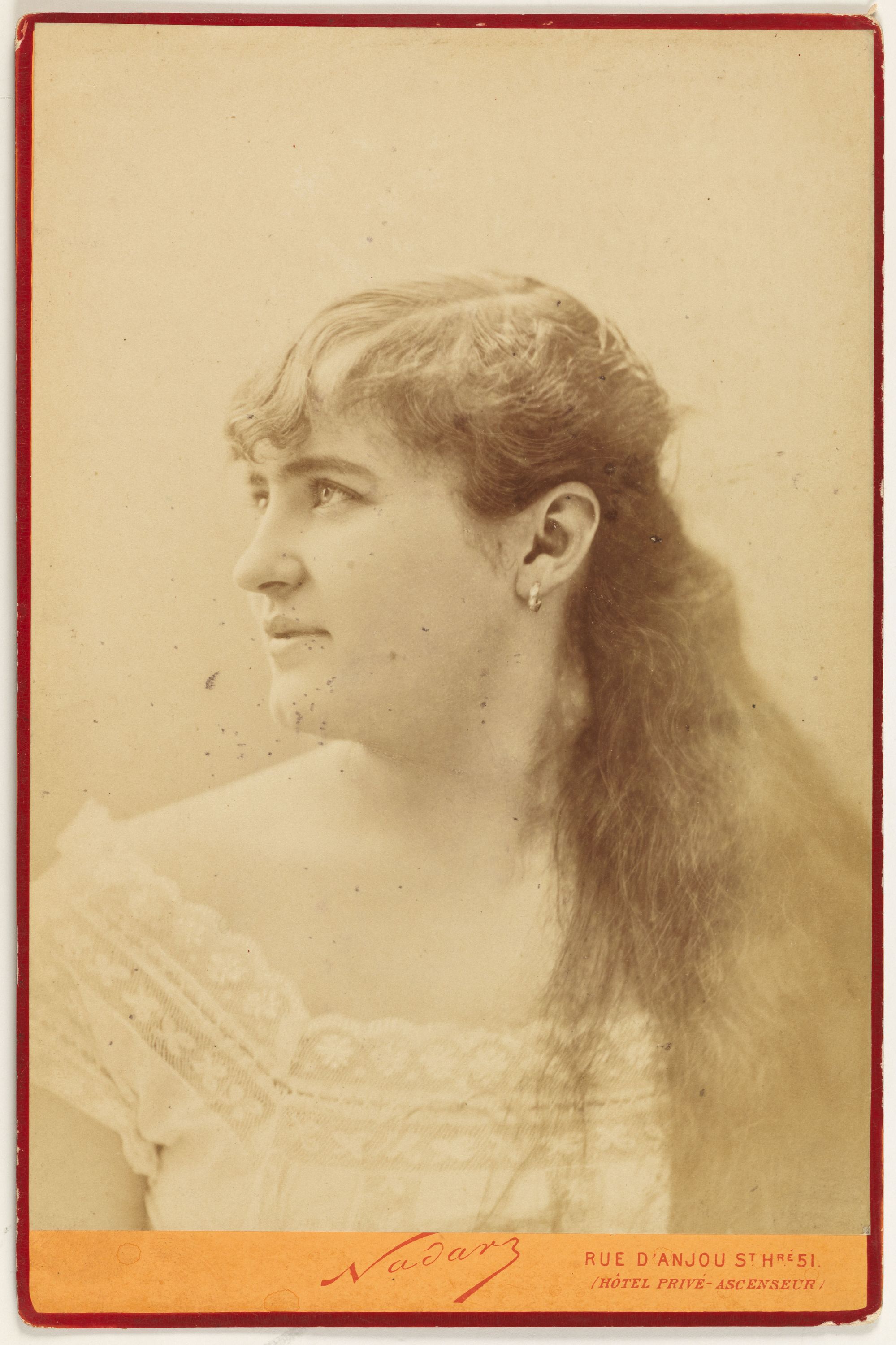 Atelier Nadar, Portrait d'Angèle, épouse Albert Lambert, actrice